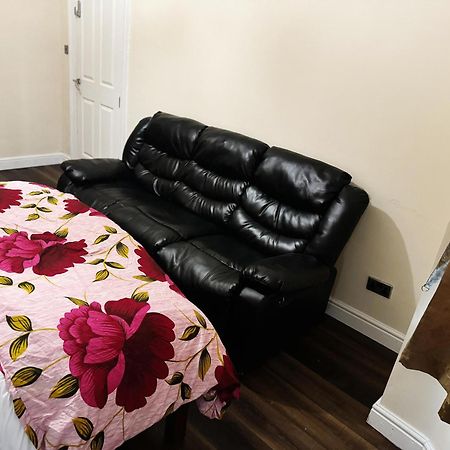 Nice And Pleasant Thornton Heath Εξωτερικό φωτογραφία